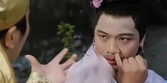 周星驰电影“如花”扮演者近况曝光:断崖式衰老 但精神不错