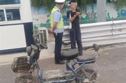 15岁山东小伙骑电动自行车欲赴广州会网友 刚上高速被拦截