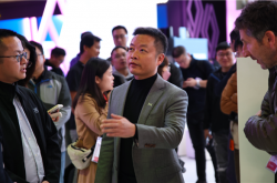 何小鹏曾找罗永浩做飞行汽车负责人：认为他是难得人选