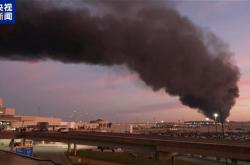 起飞时引擎脱落 坠毁爆炸！美国UPS坠机已致11死