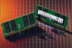 华强北内存条炒成“黑金条”：一天几个价 有产品价格涨3倍