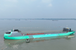 全球首款！PACK换电电动船舶“河豚蔚蓝02”正式发布