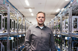 苹果芯片负责人斯鲁吉否认离职：我热爱在苹果的工作