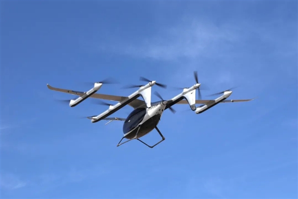 2吨级无人驾驶eVTOL!峰飞航空V2000CG获颁生产许可证