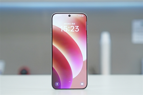 2025年第一款双潜望旗舰！OPPO Find X8 Ultra 3月登场