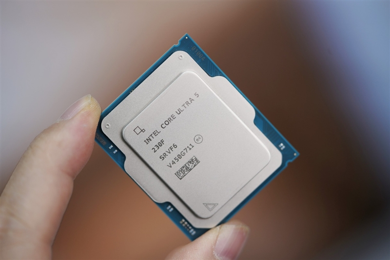 Intel酷睿Ultra 5 230F处理器评测：高频率低功耗 办公首选