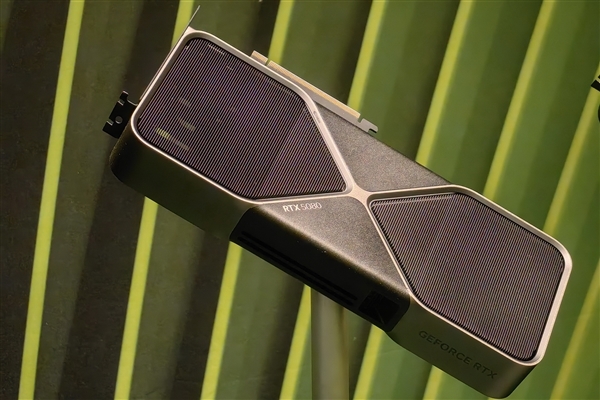 NVIDIA今年已售超300万块Blackwell AI GPU!怪不得RTX 50这么缺货