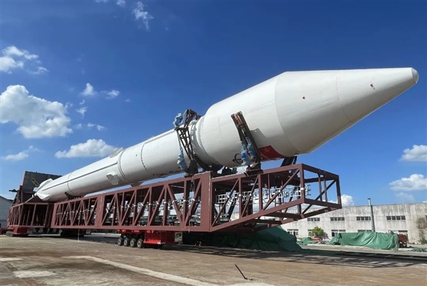 星际荣耀双曲线三号火箭重要一步:转场起竖系统联调试验成功