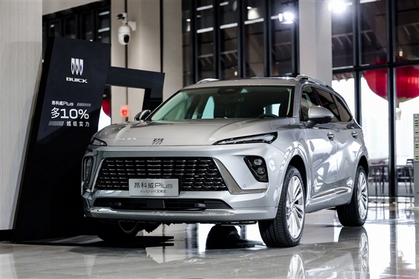 合资燃油发力!别克昂科威PLUS限时一口价:16.99万买中型SUV