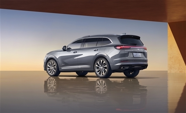 合资燃油发力!别克昂科威PLUS限时一口价:16.99万买中型SUV