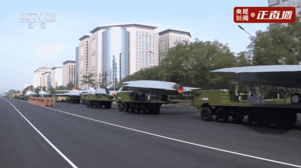 九三阅兵全程回顾:国之重器名场面汇总