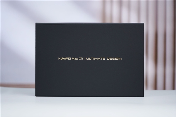 全球第2款三折叠！华为Mate XTs非凡大师图赏