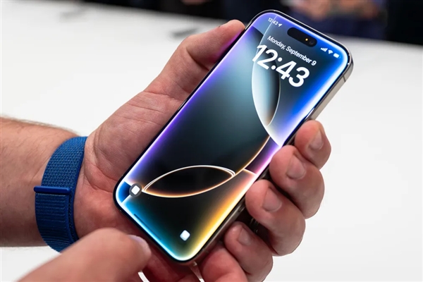 苹果还在画饼!这些安卓功能诞生好几年了iPhone还没上