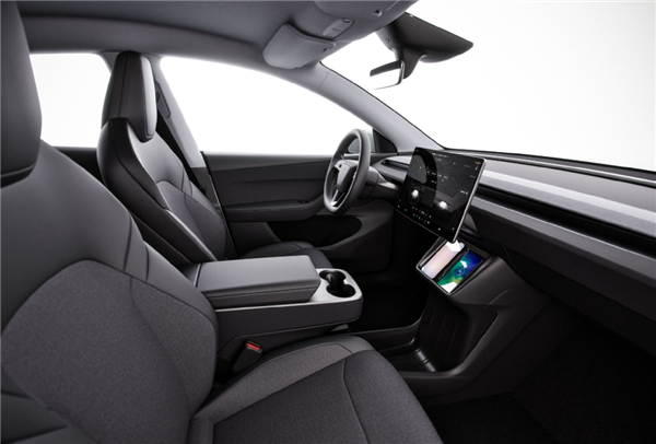 外观、配置全公布!特斯拉正式发布廉价版Model 3/Y 铁粉吐槽:价格太失望了