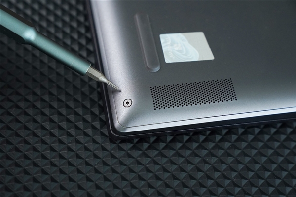 新手必看：笔记本升级固态硬盘保姆级教程