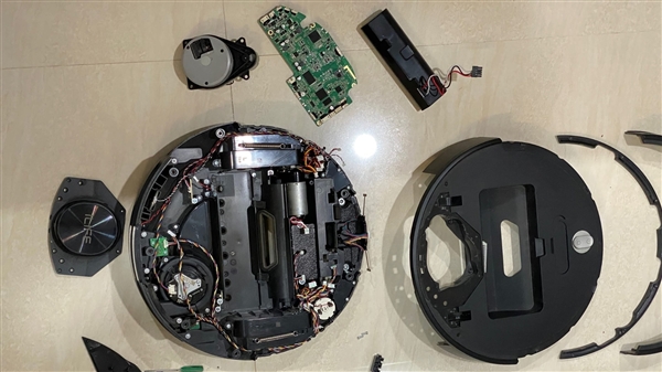 用户禁止数据收集后 扫地机器人竟然被远程指令“杀死”!