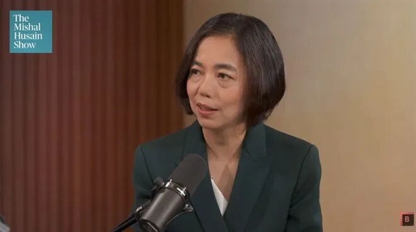 李飞飞:不要让AI把你变愚蠢!必须守住“人”的主导权