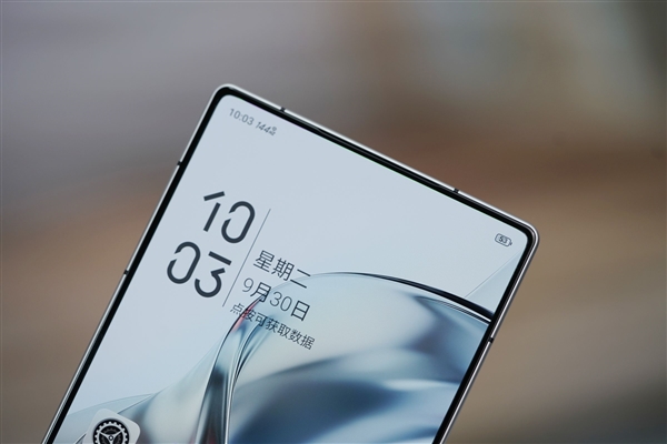 内置24000转/分钟风扇！红魔11 Pro图赏