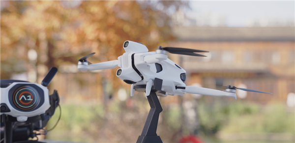 无聊的无人机市场 终于卷出了这么一个怪物