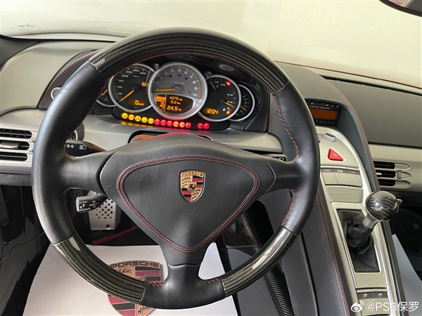 688万起 困在广州展厅里的保时捷卡雷拉GT要拍卖了：无法上牌