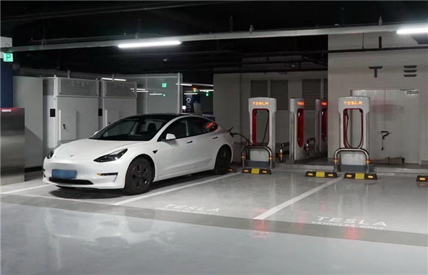 新能源车禁止入地库！你支持吗？山西一小区物业禁新能源车入地库 新能源车禁止入地库 第1张