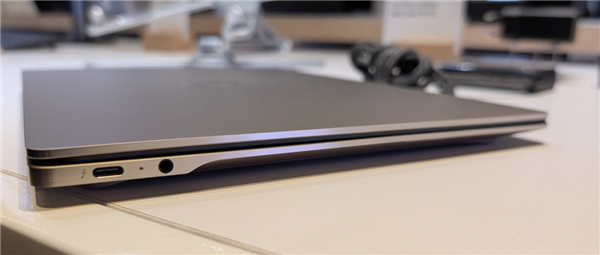 惠普OmniBook Ultra 14发布：英特尔/高通双芯 板载内存不可升级