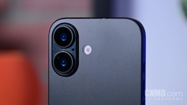 iPhone 18传闻全解析：2nm芯+12GB运存 2027年初见 18 第3张