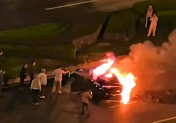 小米SU7成都碰撞事故完成责任认定：行驶速度超200km/h 涉嫌酒驾当事人全责 小米SU7成都碰撞事故 第1张