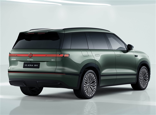 上汽大众ID. ERA 9X量产下线：行业首发木纹魔术屏 比国产新势力还科幻 9X量产 木纹魔术屏 第6张