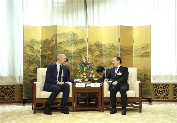 工信部负责人会见苹果、高通、SK海力士等跨国企业负责人 工信部 第10张 工信部负责人会见苹果、高通、SK海力士等跨国企业负责人 工信部 第10张