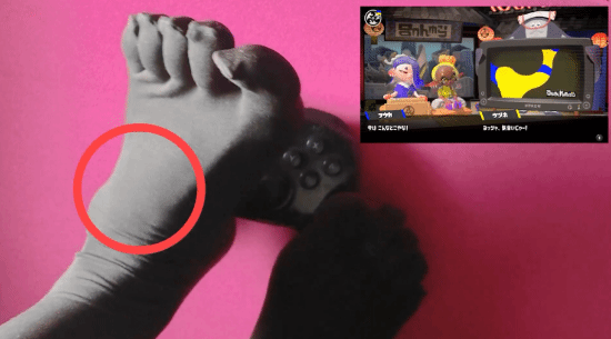 女主播常年用脚玩游戏 竟练出特殊肌肉