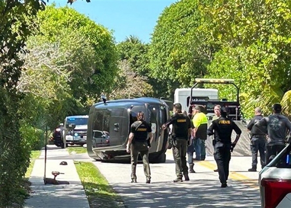 涉嫌醉酒驾驶致事故 高尔夫球星“老虎”伍兹被捕 伍兹 第1张 涉嫌醉酒驾驶致事故 高尔夫球星“老虎”伍兹被捕 伍兹 第1张