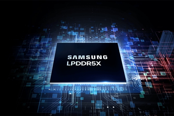 内存价格暴涨前华为提前囤货：手机不涨价 稳做最大赢家