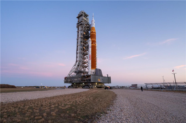 40.7 万公里！美国阿耳忒弥斯2号打破人类距离地球最远飞行纪录