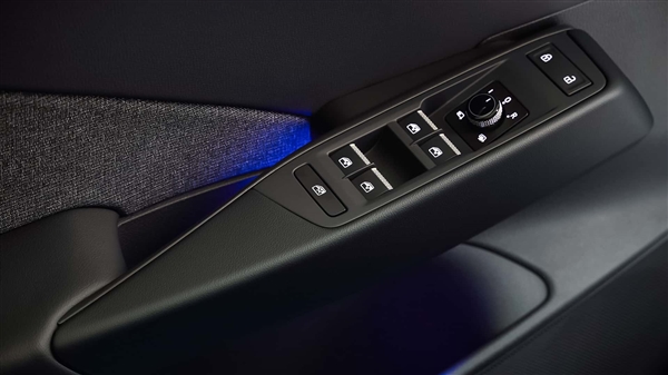 大众ID.3焕新升级:实体按键回来了、续航猛涨超600公里 大众ID.3 第7张 大众ID.3焕新升级:实体按键回来了、续航猛涨超600公里 大众ID.3 第7张