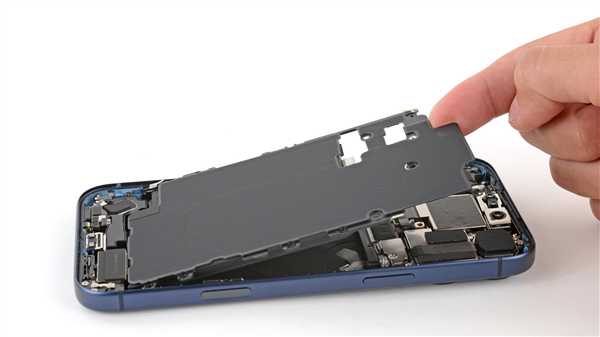 iPhone 18 Pro Max全版本电池突破5000mAh：美版容量更是刷新苹果纪录 Max 第2张