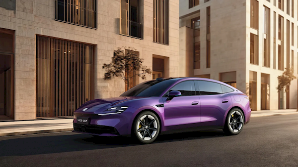 半价Model 3杀疯！上汽名爵MG 07上市1分57秒 大定破10000台