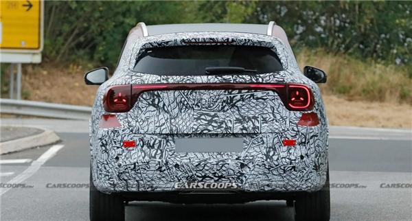 奔驰最亲民纯电SUV！全新AMG GLA路试谍照曝光：680马力对标宝马iX3 M
