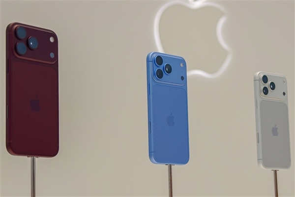 “苹果18抢不到”冲上热搜 果粉卡点进直接崩  iPhone 18 Pro为何一机难求