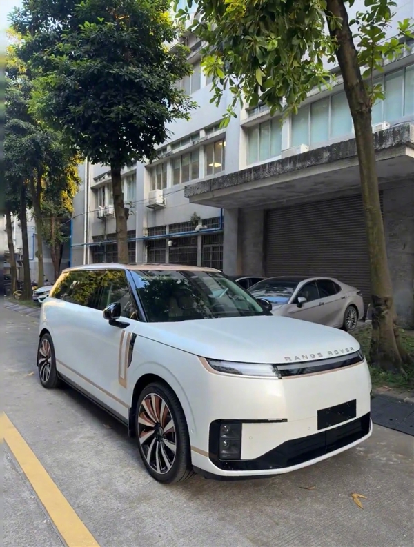 小鹏GX车主爆改爱车成路虎揽胜：不懂车的真给唬住了